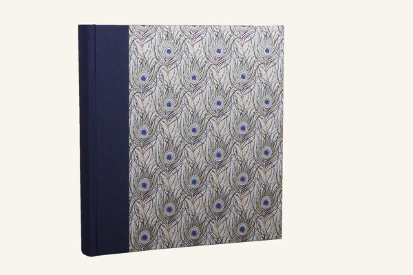Elegantes Album "Pfau", blau, stilvolles Geschenk